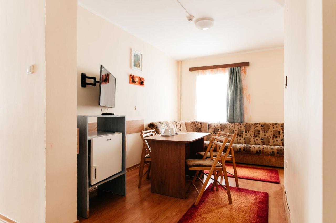 Pension Rose-Trandafirul ボルセック エクステリア 写真